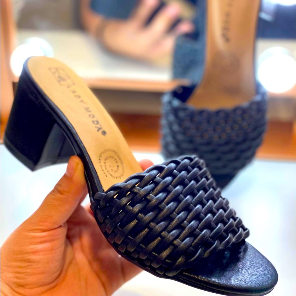 Black sandals